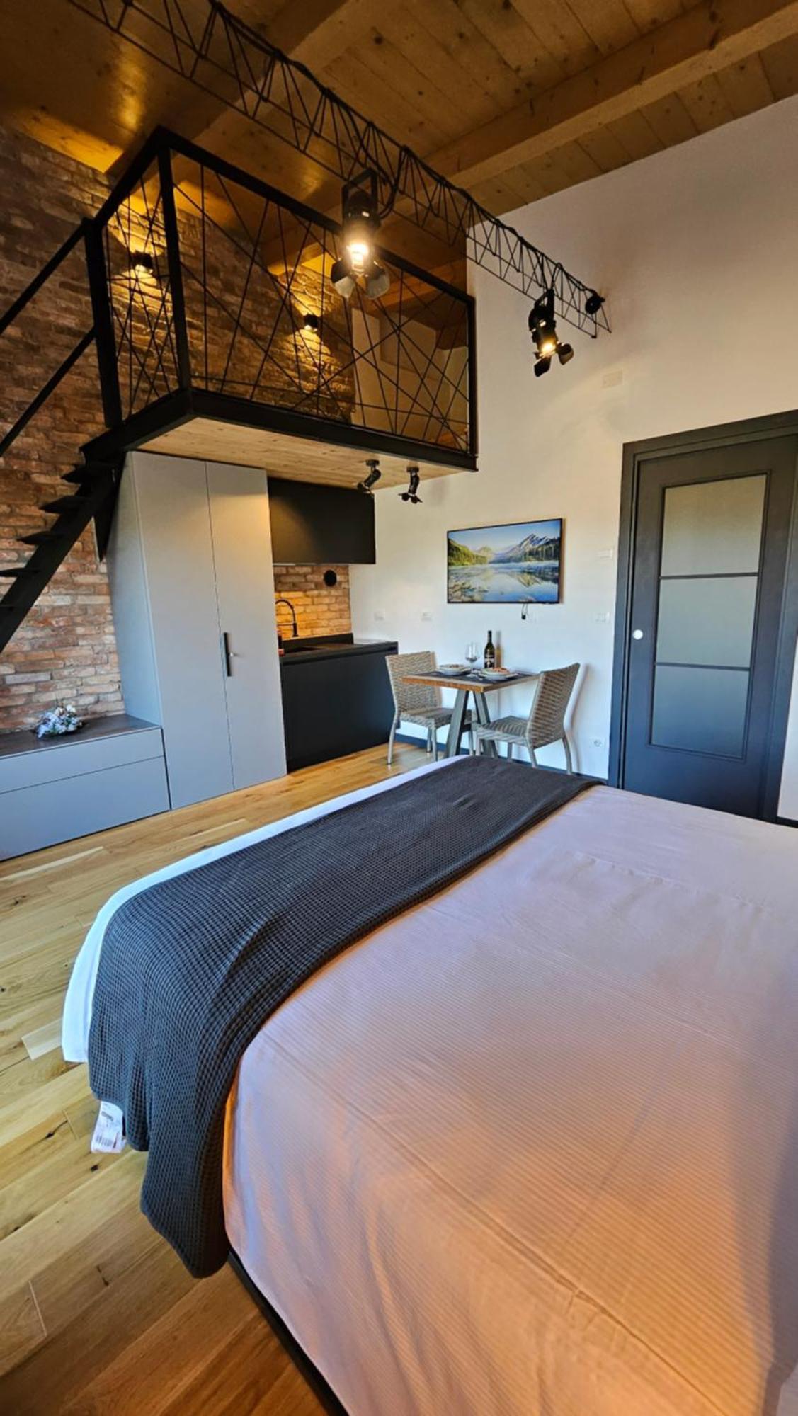 Giardinidieva Loft Gorizia Ngoại thất bức ảnh
